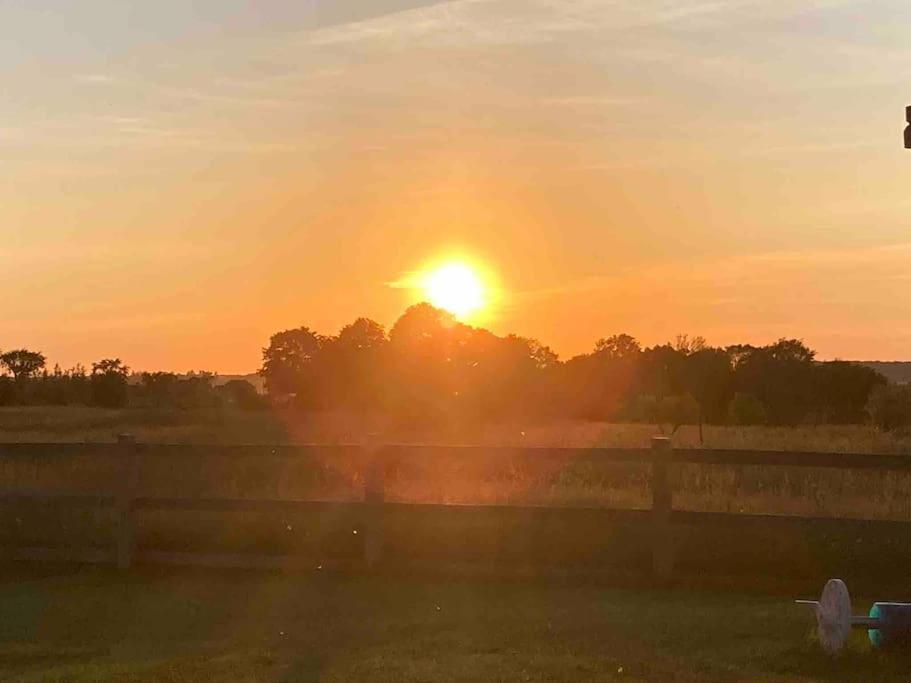 Farmhouse Guest Suite, Pool, Hot Tub, Horses Midhurst Exterior foto